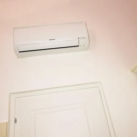 Affittacamere Dei Mille 招待所 卡利亚里